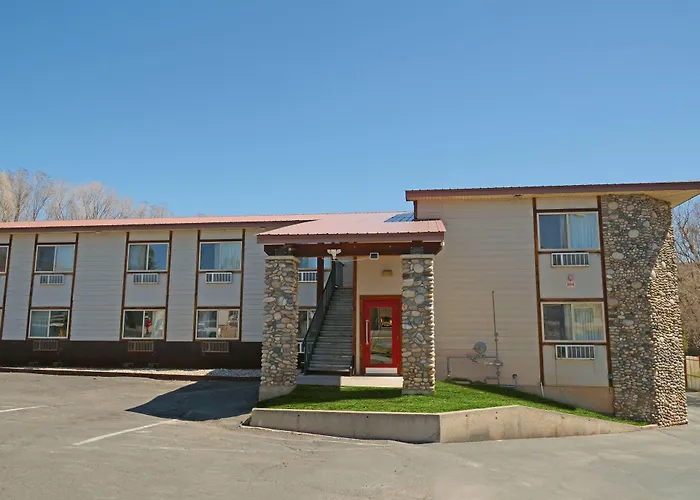 Motel: The Junction Hotel And Hostel